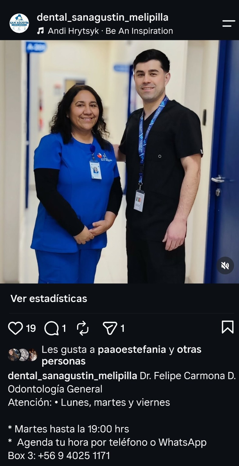 Dr. Felipe Carmona junto a su asistente